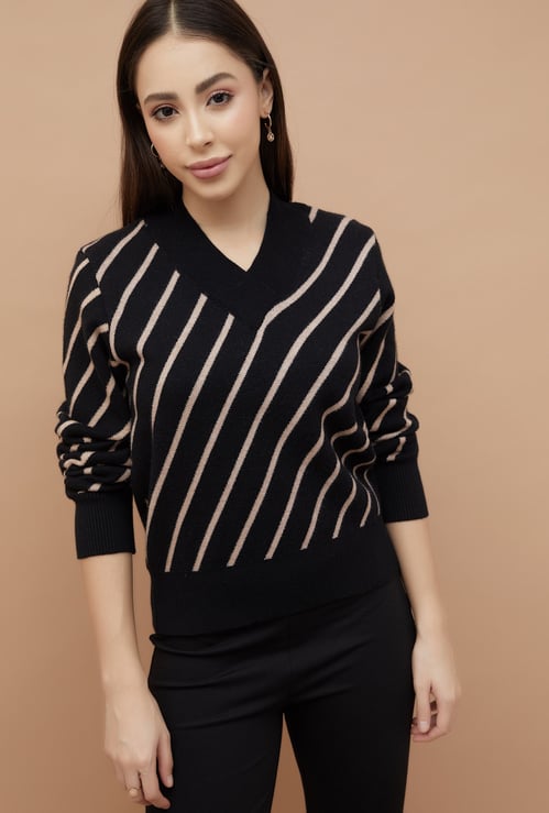 CODE Striped Sweater