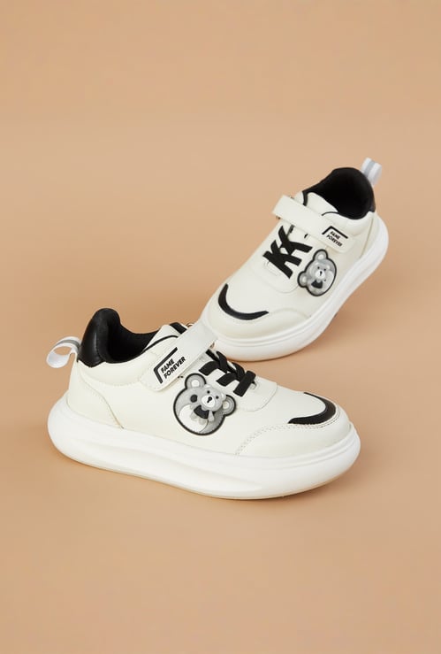 FAME FOREVER Boys Bear Applique Sneakers