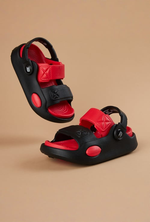 FAME FOREVER Boys Colourblock Dual Strap Sandals