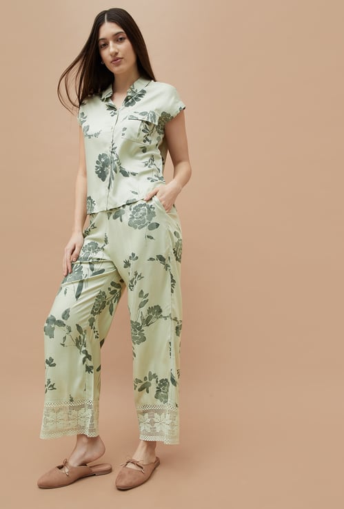 FAME FOREVER Ikat Print Wide Leg Trousers