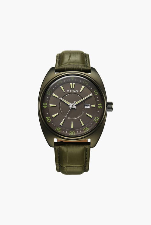 TITAN Classique Tonneau Analog Watch - 90211QL01