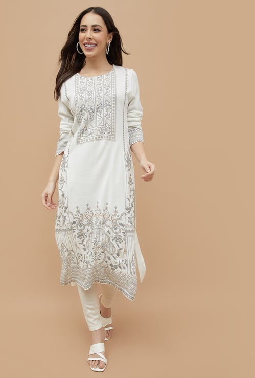 MELANGE Embroidered Straight Winter Kurta