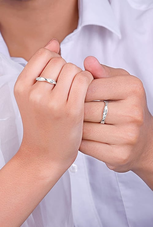 GIVA Zirconia Sterling Silver Twist Couple Rings