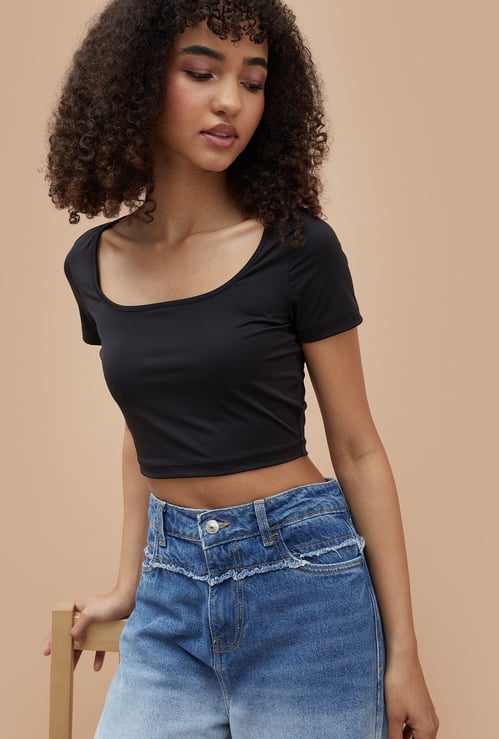 GINGER Solid Crop T-shirt