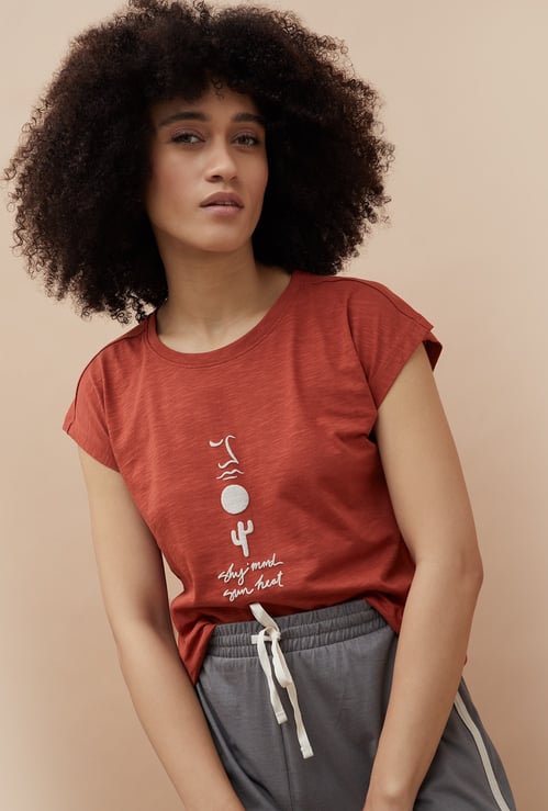 GINGER Embossed Lounge T-shirt