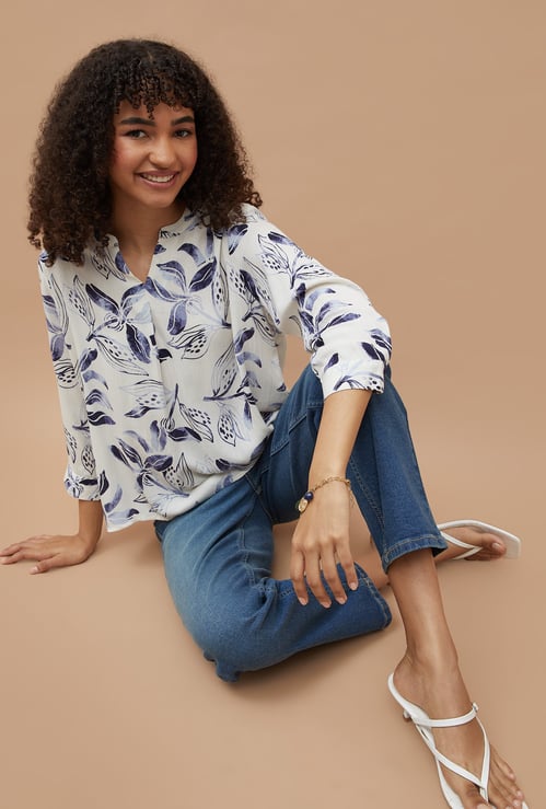 FAME FOREVER Floral Print Top