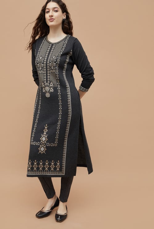 MELANGE Knitted Winter Straight Kurta
