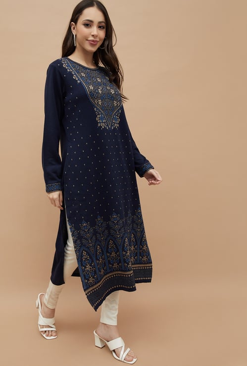 MELANGE Embroidered Straight Winter Kurta