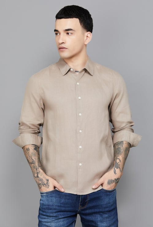 LEVI'S Solid Regular Fit Shirt