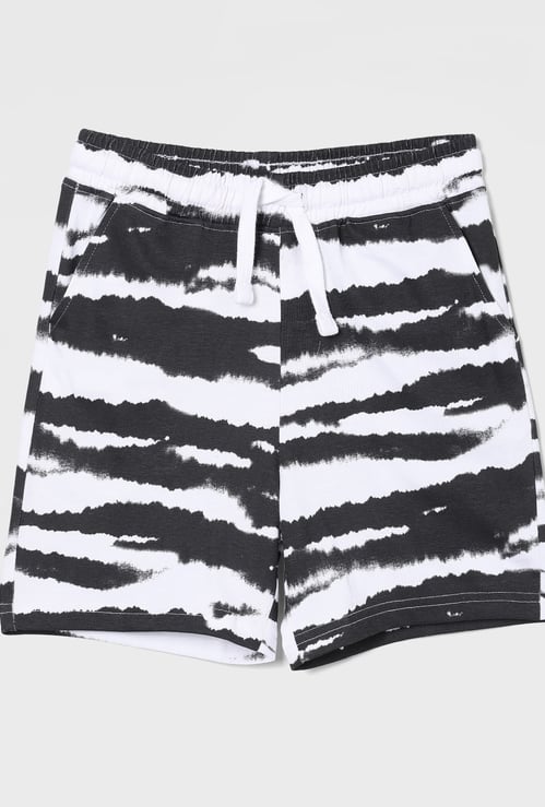 FAME FOREVER Boys Tie-Dye Elasticated Shorts