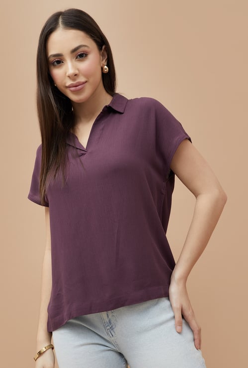 FAME FOREVER Textured Collared Top
