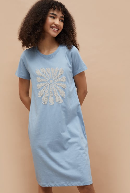 GINGER Embossed Night Dress