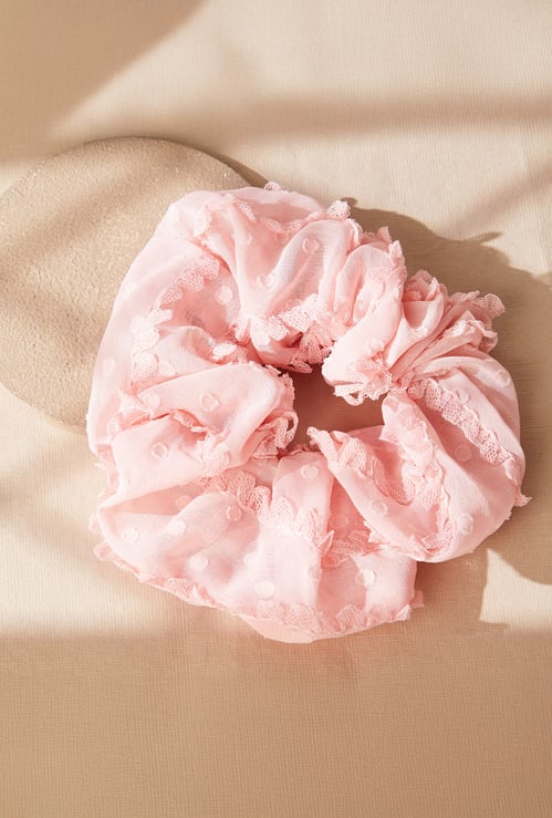 FAME FOREVER Self Design Scrunchie