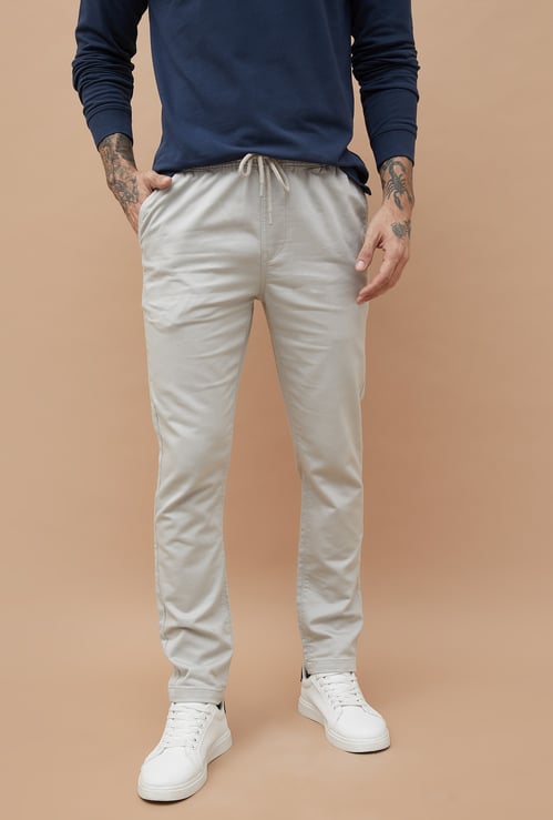 FAME FOREVER Solid Regular Fit Trousers