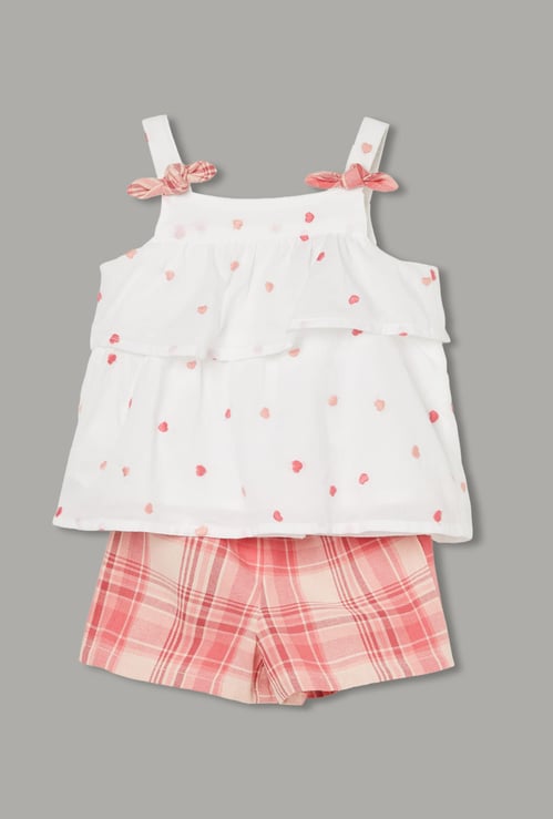 JUNIORS Girls Embroidered Top with Shorts