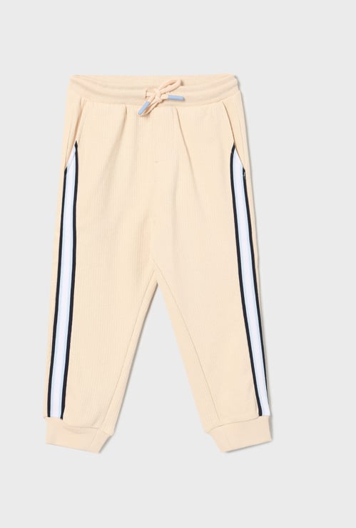 JUNIORS Boys Side Striped Joggers