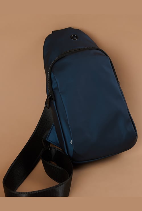 FAME FOREVER Solid Crossbody Backpack