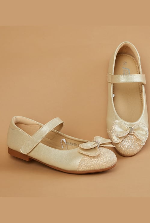 FAME FOREVER Girls Bow-Accent Mary Janes