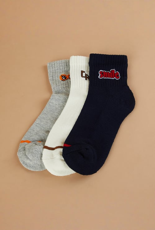 FAME FOREVER Boys Assorted Ankle Length Socks - Pack of 3