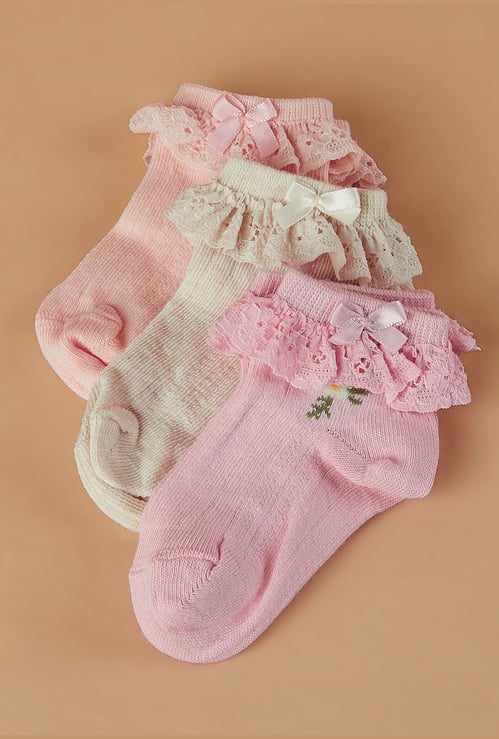FAME FOREVER Lace Frill Ankle Length Socks - Pack of 3
