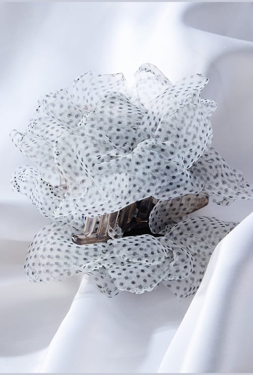 FAME FOREVER Flower Detail Hair Clutcher