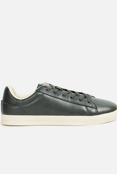 UNITED COLORS OF BENETTON Solid Sneakers