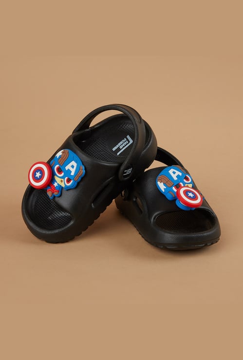 FAME FOREVER Boys Boys Captain America Charm Sandals
