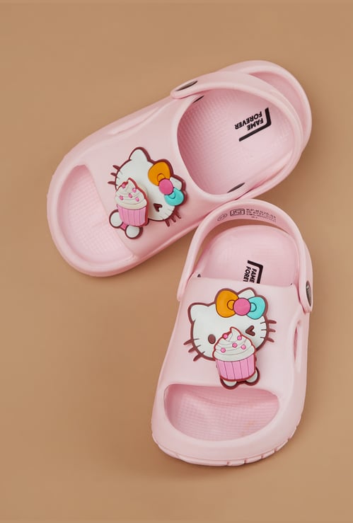 FAME FOREVER Girls Appliqued Sandals