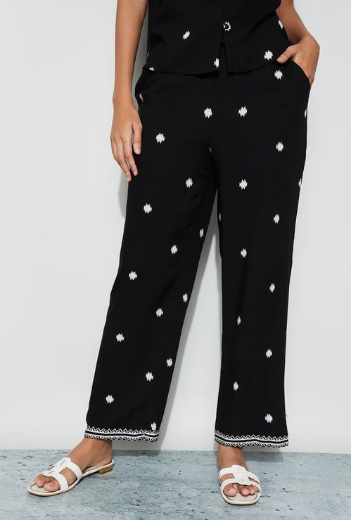 FAME FOREVER Woven Design Trousers