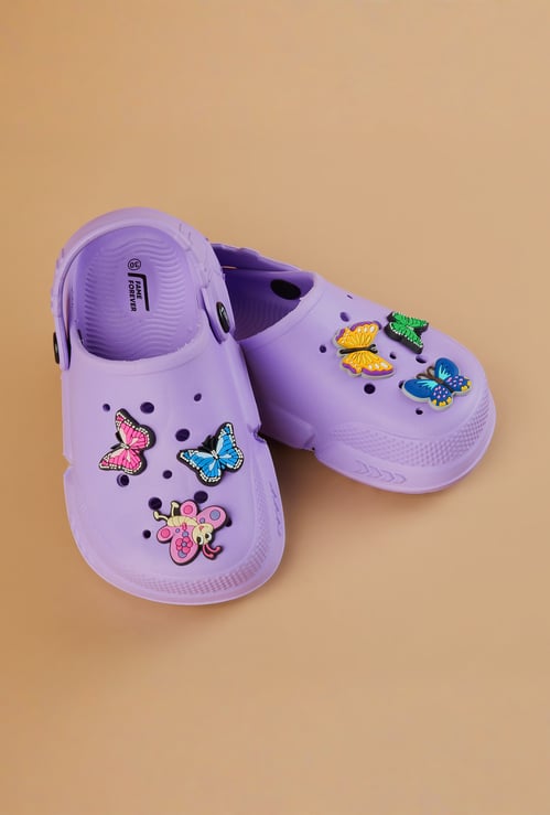 FAME FOREVER Clogs with Charms