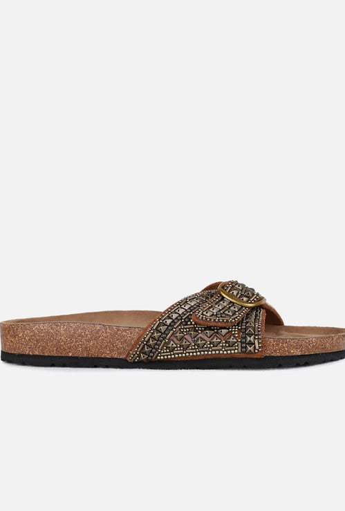 INC.5 Embellished Flats