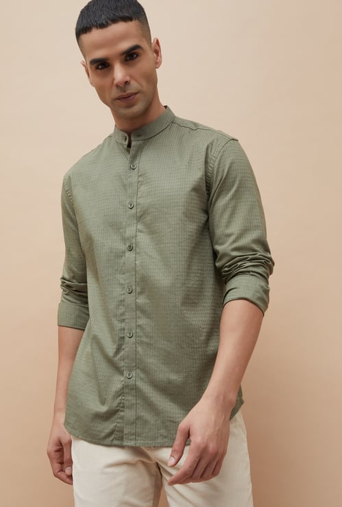 CODE UNWIND Textured Regular Fit Shirt