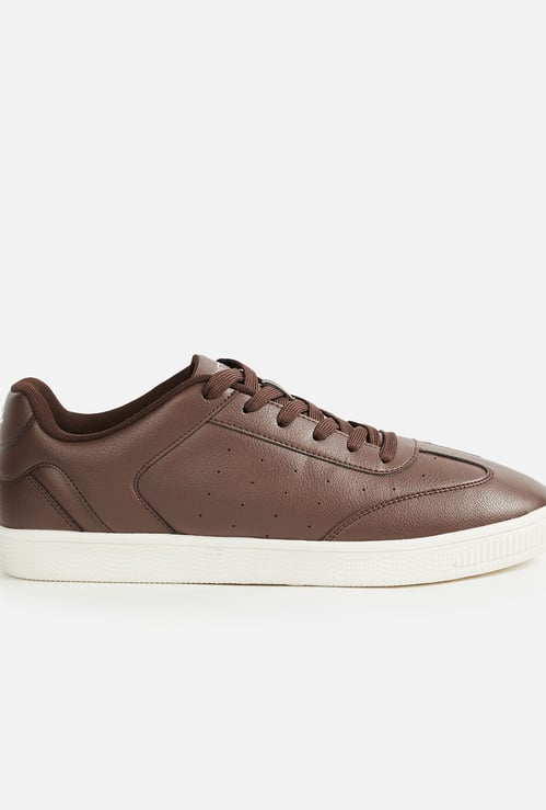 UNITED COLORS OF BENETTON Perforated Leather Sneakers