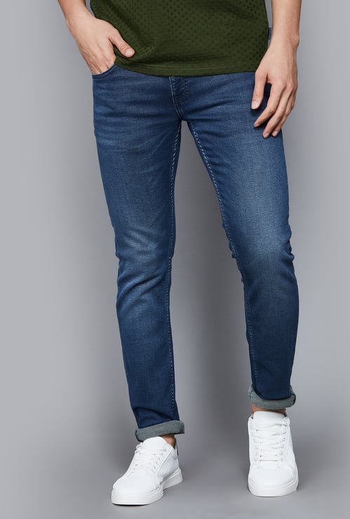 CELIO Stonewashed Slim Tapered Jeans