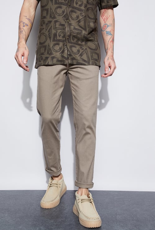 FAME FOREVER Solid Slim Tapered Trousers