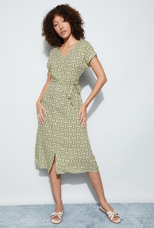 FAME FOREVER Motif Print Midi Dress