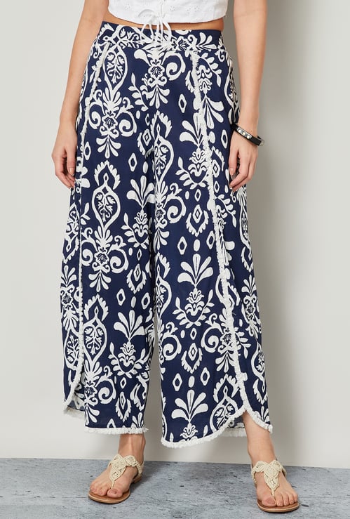 COLOUR ME Printed Straight Pants
