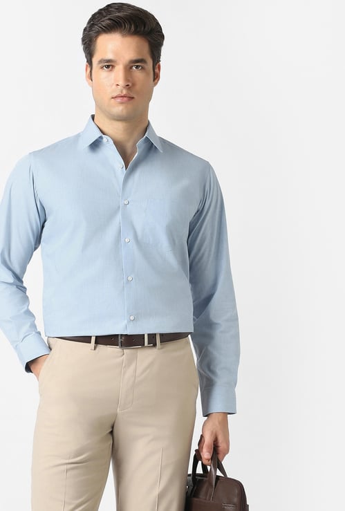 VAN HEUSEN Solid Regular Formal Shirt