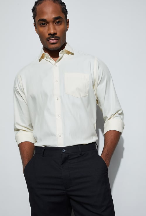 CODE Solid Regular Fit Formal Shirt