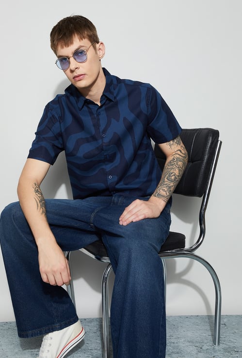 FAME FOREVER Printed Smart Fit Shirt
