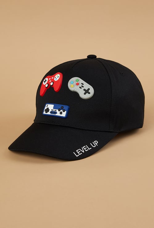 FAME FOREVER Applique Baseball Cap