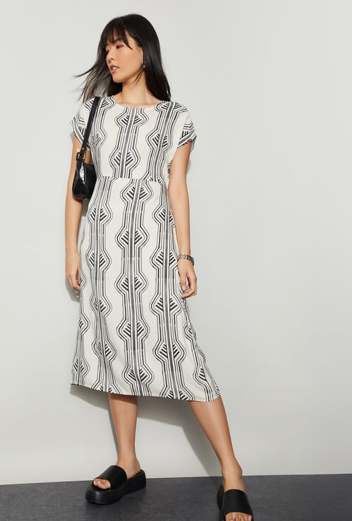 FAME FOREVER Printed Midi Dress