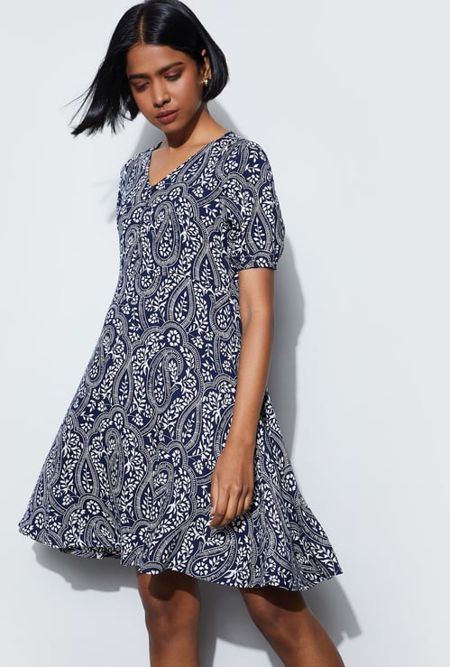 FAME FOREVER Paisley Print A-line Dress