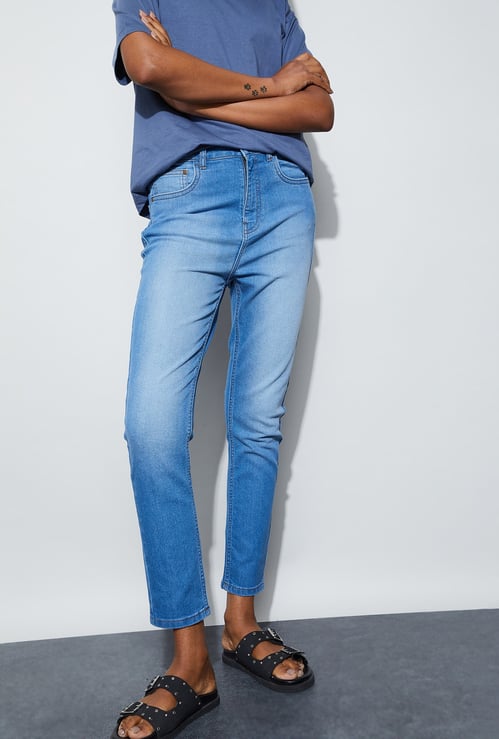 FAME FOREVER Light Wash Slim Fit Jeans