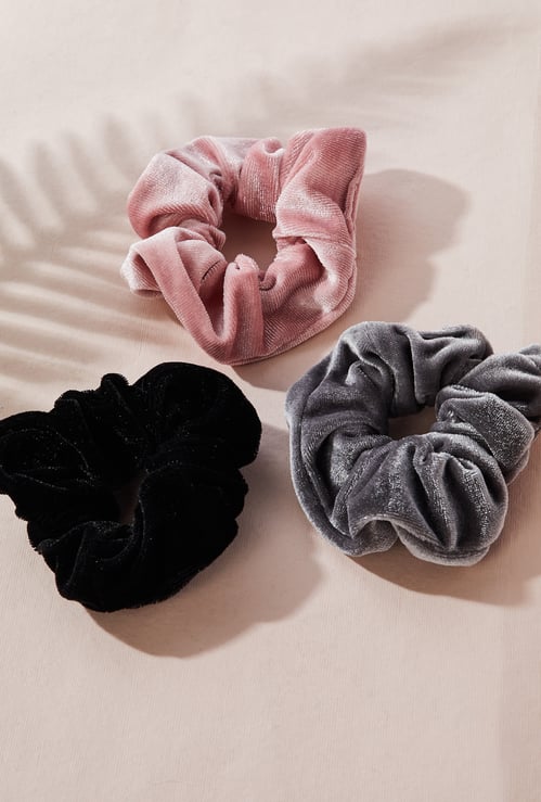 FAME FOREVER Assorted Scrunchies - Pack of 3