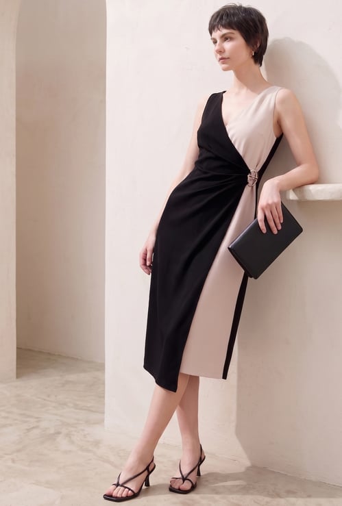 CODE Ring Detail Midi Dress