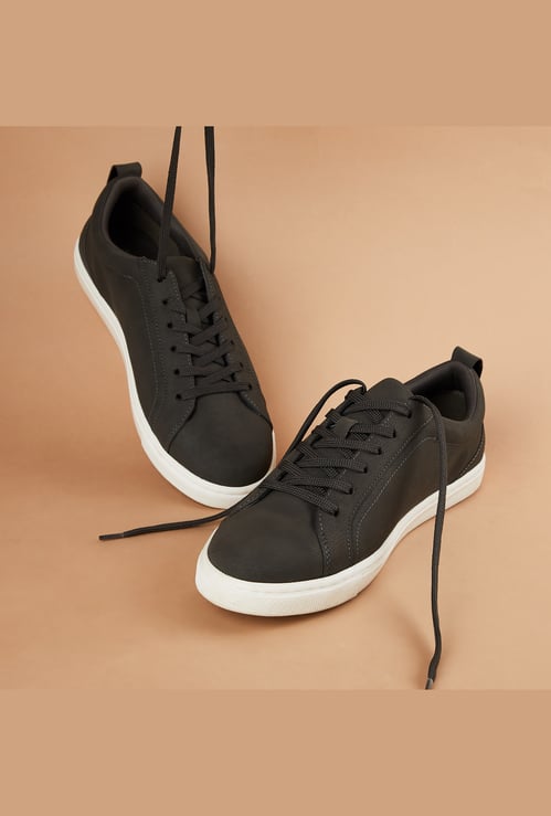 FORCA Solid Lace-Up Shoes