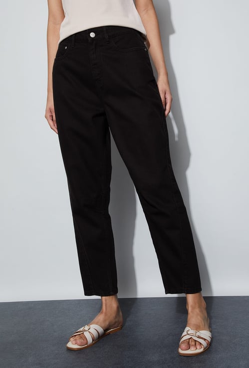 FAME FOREVER Solid Straigt Fit Jeans