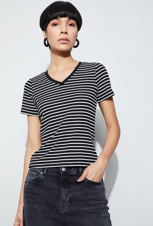 FAME FOREVER Striped T-shirt