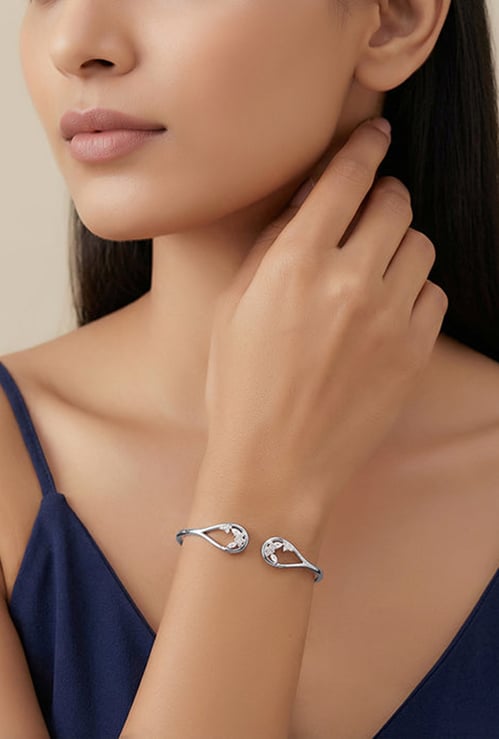 GIVA Stayin Alive Teardrop Design Sterling Silver Bracelet
